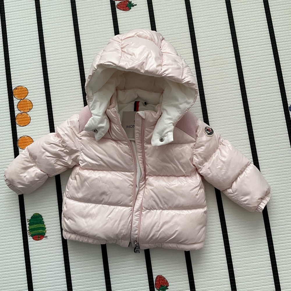 Moncler puff Pink down jacket